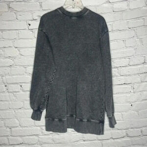 Bo+Tee Women’s Oversized Grey Dark Washed Pull Over Crew Neck Women’s size XXS